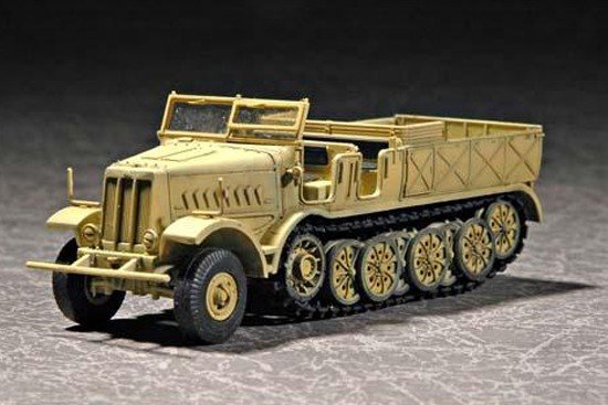 Trumpeter 07252 Sd.Kfz.9 Schwere Zugkraftwagen 18t (version tardive) (1/72)