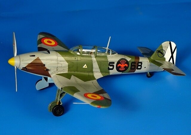 RS Models 92263 Heinkel 112B Spain WWII German Fighter 1/72 – zdjęcie 3