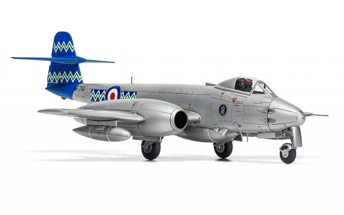 Airfix 04064 Gloster Meteor F.8 1/72 – zdjęcie 4