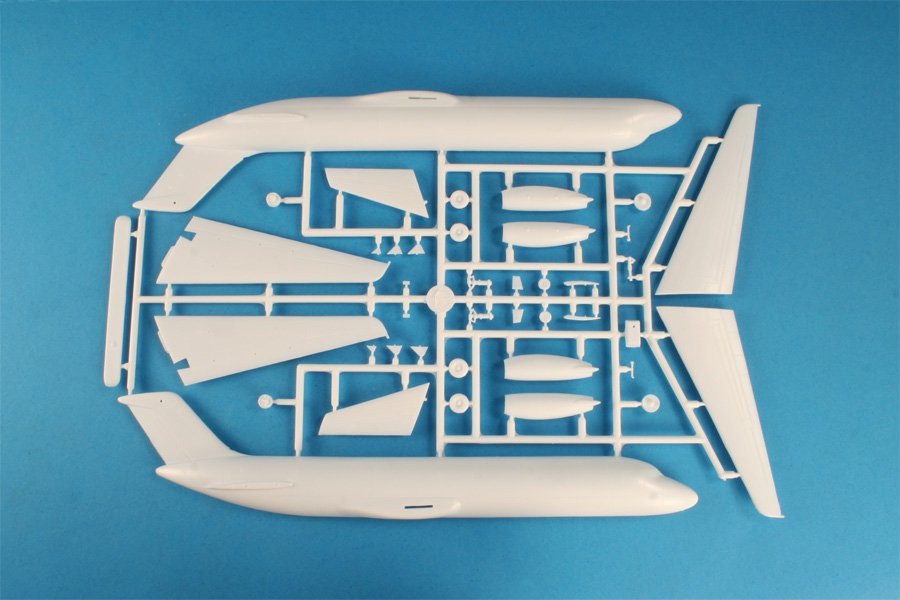 Fly 14410 DC 9-15 Fuerza Aerea Venezolana 1/144 – image 3