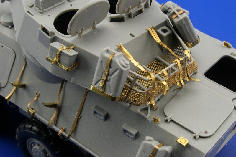 Eduard 35859 LAV-25 Piranha 1/35 Trumpeter – image 4