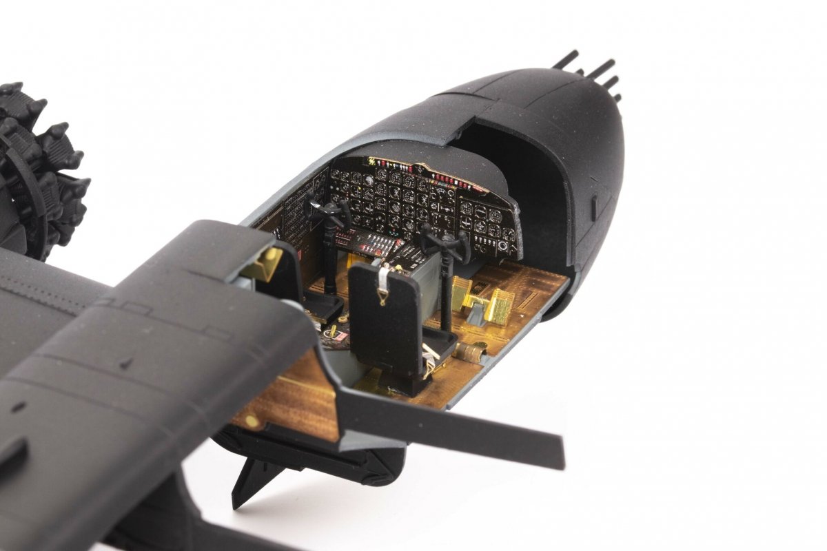 Eduard FE1262 B-26K Invader ICM 1/48 – image 2