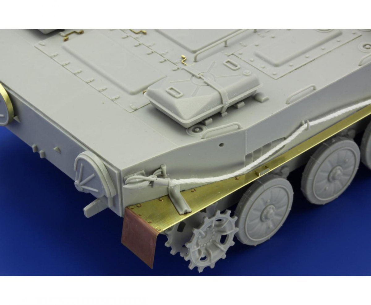 Eduard 36249 BTR-50PK APC TRUMPETER 1/35 – image 5