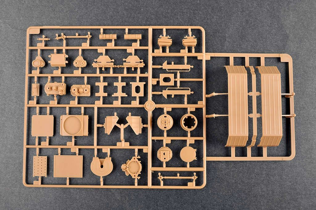 Trumpeter 01086 BAZ-6403 with ChMZAP-9990-071 trailer 1/35 – zdjęcie 10