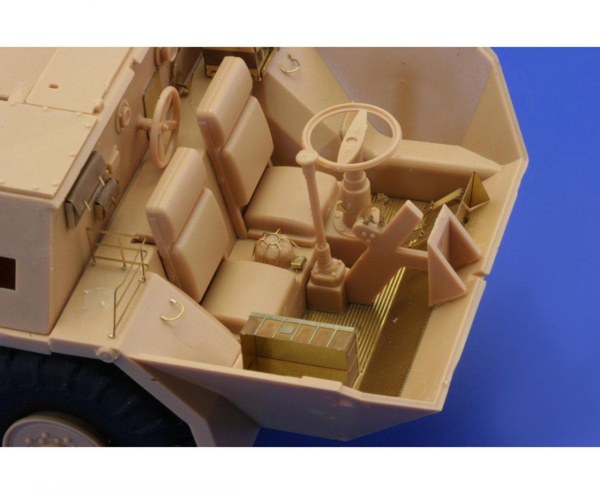 Eduard 36179 152mm ShkH vz.77 DANA interior 1/35 Hobby Boss – image 2