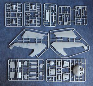 A-model 72023 Buran Soviet shuttle 1/72 – image 2