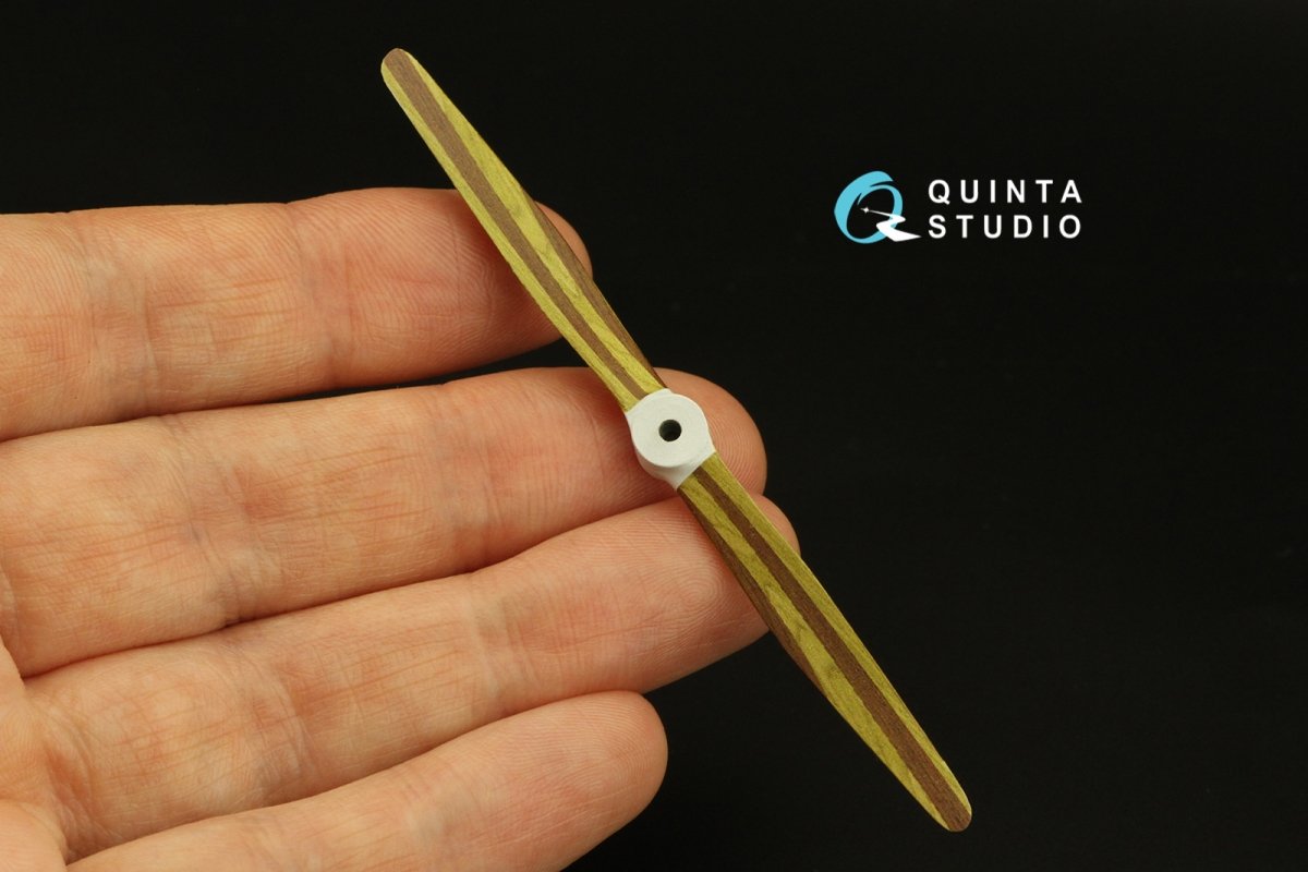 Quinta Studio QL32007 Wooden Propellers Axial (Roden) 1/32 – image 5
