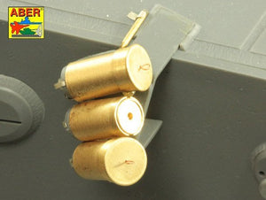 Aber 16026 Smoke grenade launchers for German vehicles such as: Tiger I, Panther D, Puma, Luchs, Stug IIIG 1/16 – image 16