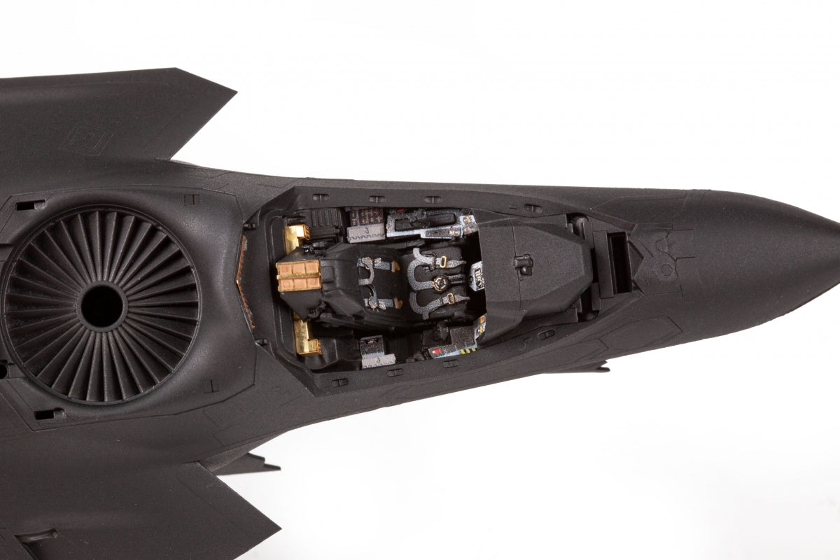 Eduard SS832 F-35B TAMIYA 1/72 – immagine 6