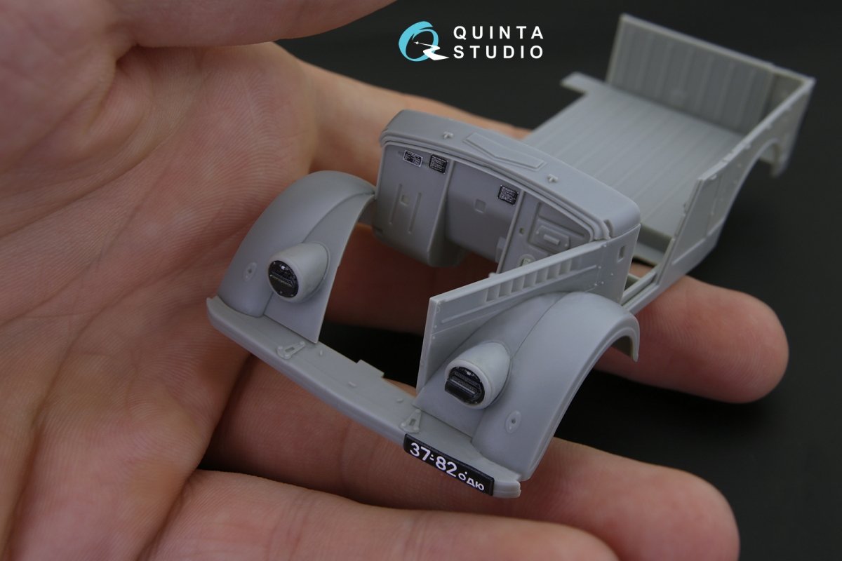 Quinta Studio QD35004 GAZ 69 Family 3D-Printed &amp;amp; colored Interior on decal paper (for Bronco kit) 1/35 – image 6