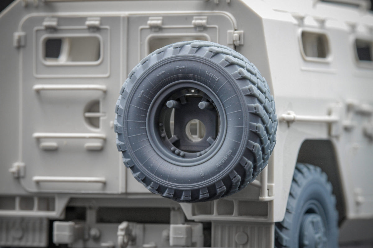 ScaleX WM 35016S GAZ Tiger V2(with shield) Sagged wheel set (for Meng) 1/35