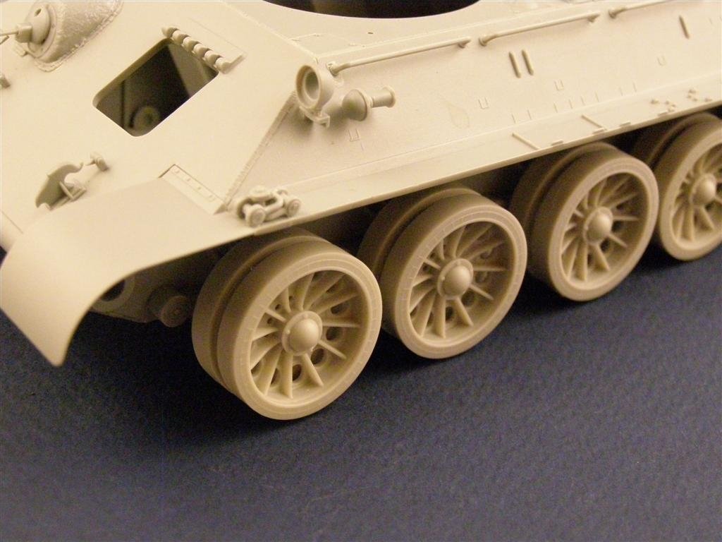 Panzer Art RE35-028 Late “Spider” wheels for T-34/T-54 tanks 1/35 – zdjęcie 4