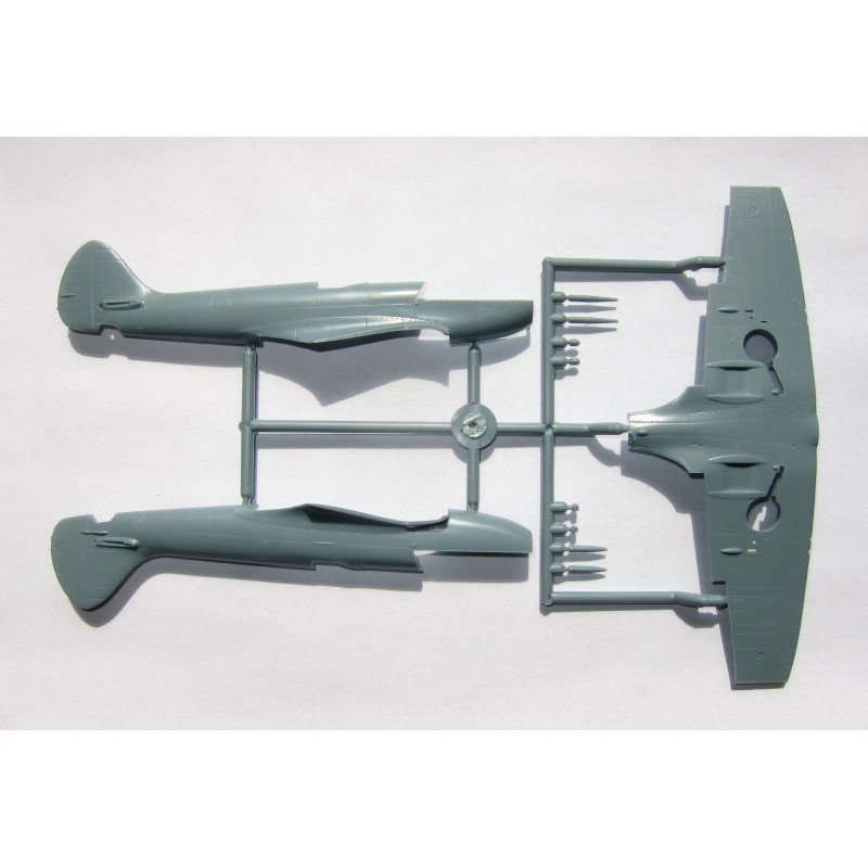 Sword 72097 Supermarine Spitfire FR Mk.XIV E 1/72 – zdjęcie 3