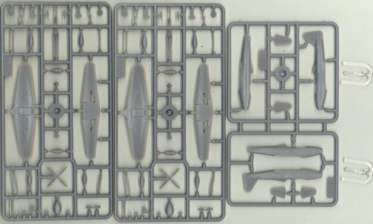 Dora Wings 14401 BELL P-63A P-63C KINGCOBRA Fighter DOUBLE KIT 1/144 – zdjęcie 2