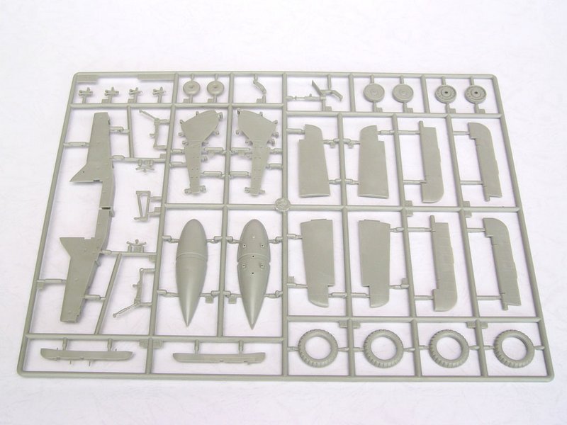 Trumpeter 02411 Focke-wulf Fw190 D-9 1/24 – image 11
