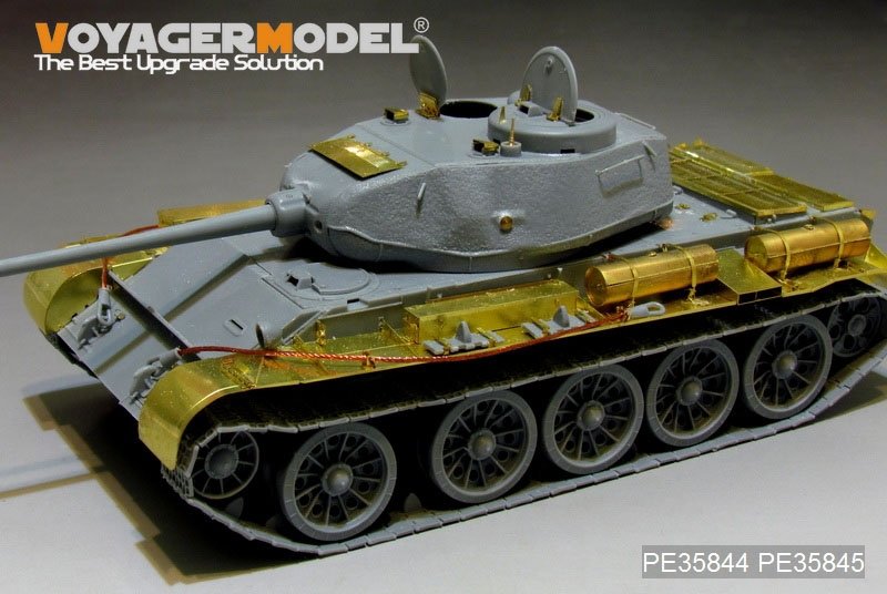 Voyager Model PE35844 WWII Russian T-44 Medium Tank Early Version Basic （For MINIART 35193） 1/35 – Bild 2