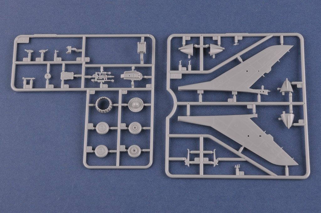 Hobby Boss 81768 Russian Yak-28PP Brewer-E 1/48 – image 11