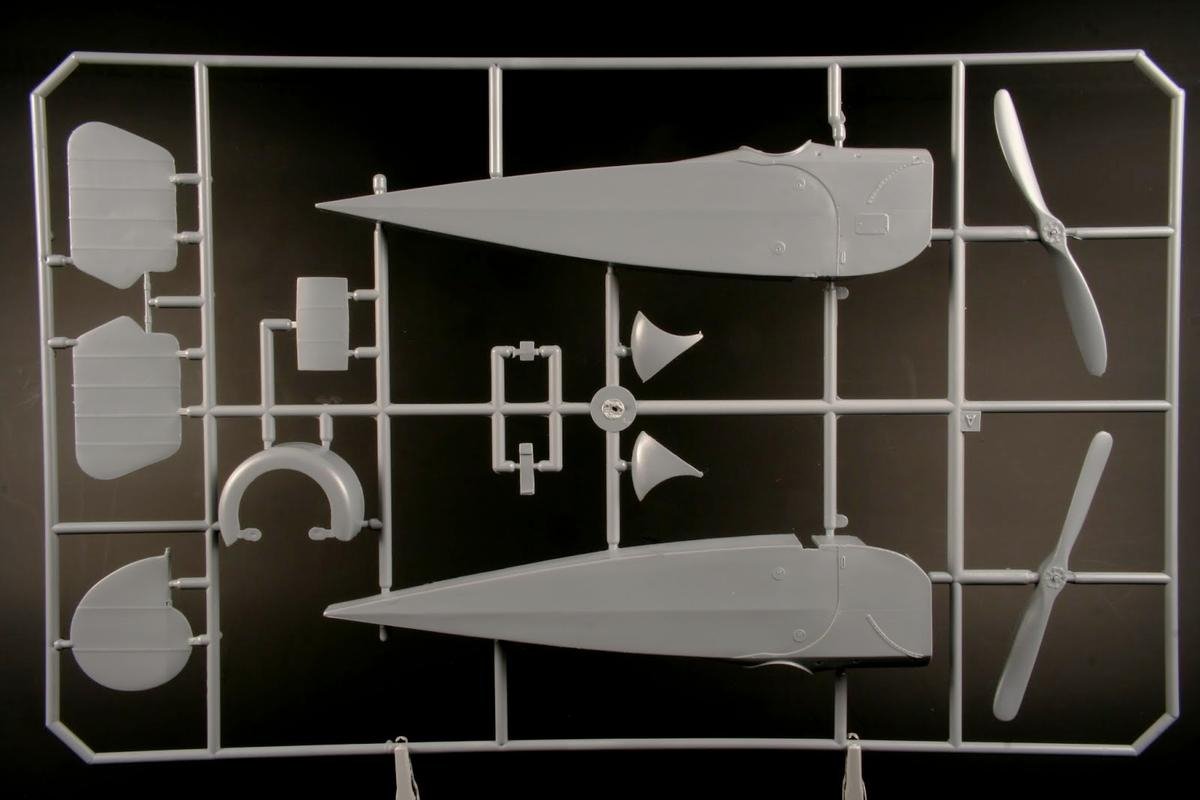 Special Hobby 32065 Fokker D. II Black &amp;amp; White Tail 1/32 – image 6