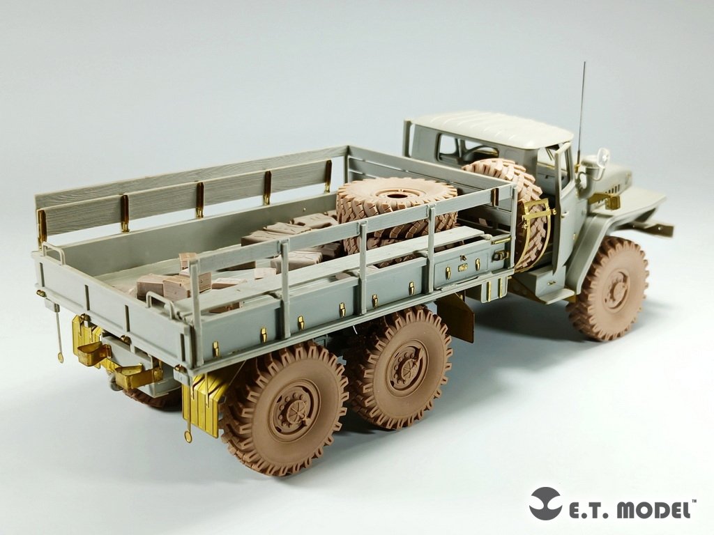 ET Model P35-116 Russian URAL-4320 Truck Weighted Road Wheels(3D Printed) For TRUMPETER Kit 1/35 – image 8