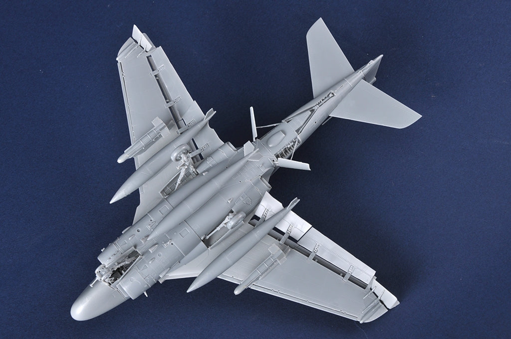Trumpeter 01640 Grumman A-6A/E Intruder 1/72 – zdjęcie 9