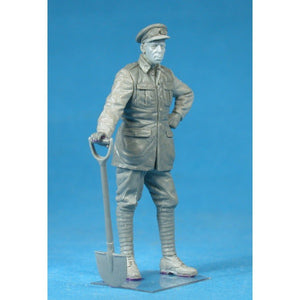 Copper State Models F35-003 British Armoured Car Division Serviceman with a shovel 1/35 – zdjęcie 2