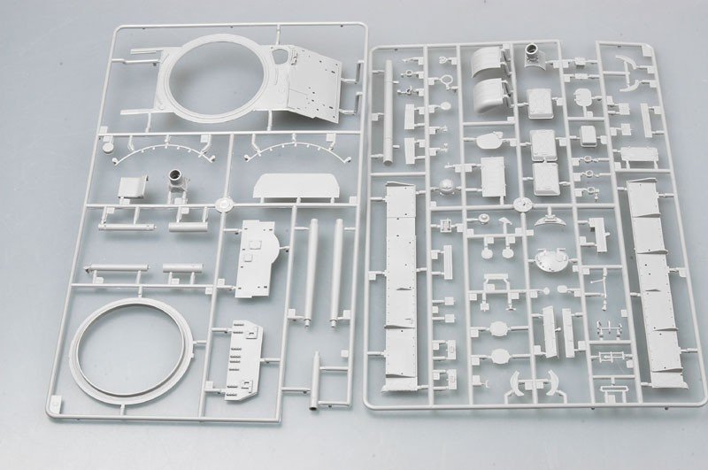 Trumpeter 00376 Soviet T-62 Main Battle Tank Mod.1962 1/35 – zdjęcie 5