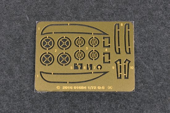 Trumpeter 01685 Nanchang Q5C 1/72 – image 8