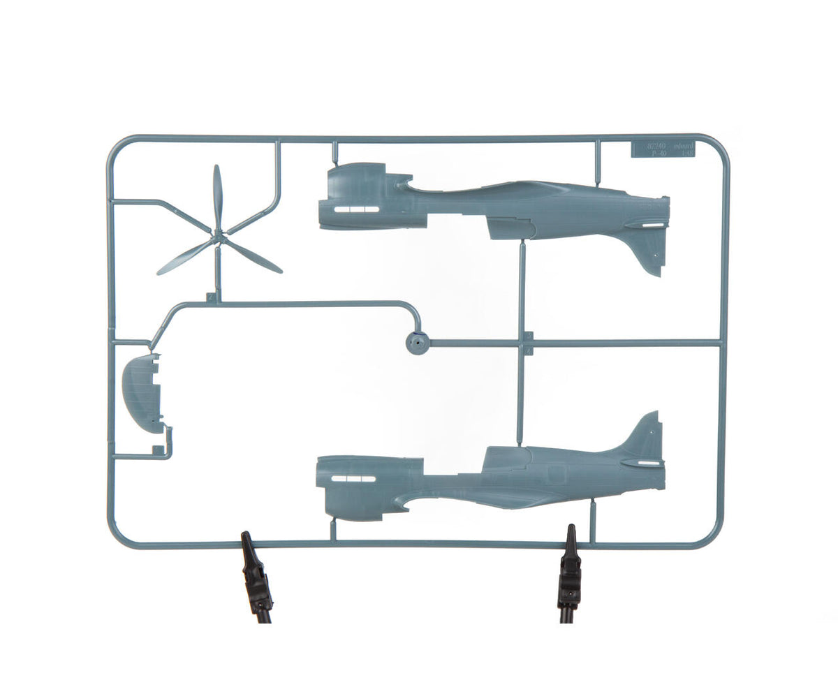 Eduard 82243 P-40K short tail 1/48 – image 18
