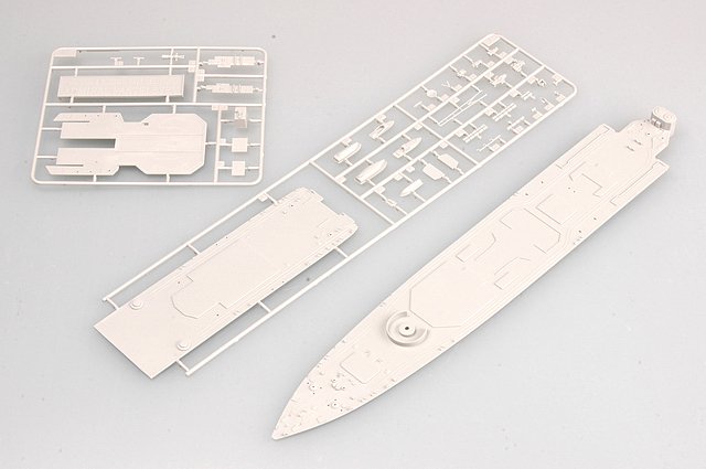 Trumpeter 04516 RUSSIAN NAVY UDALOY CLASS DESTROYER ADMIRAL PANTELEYEV 1/350 – zdjęcie 6
