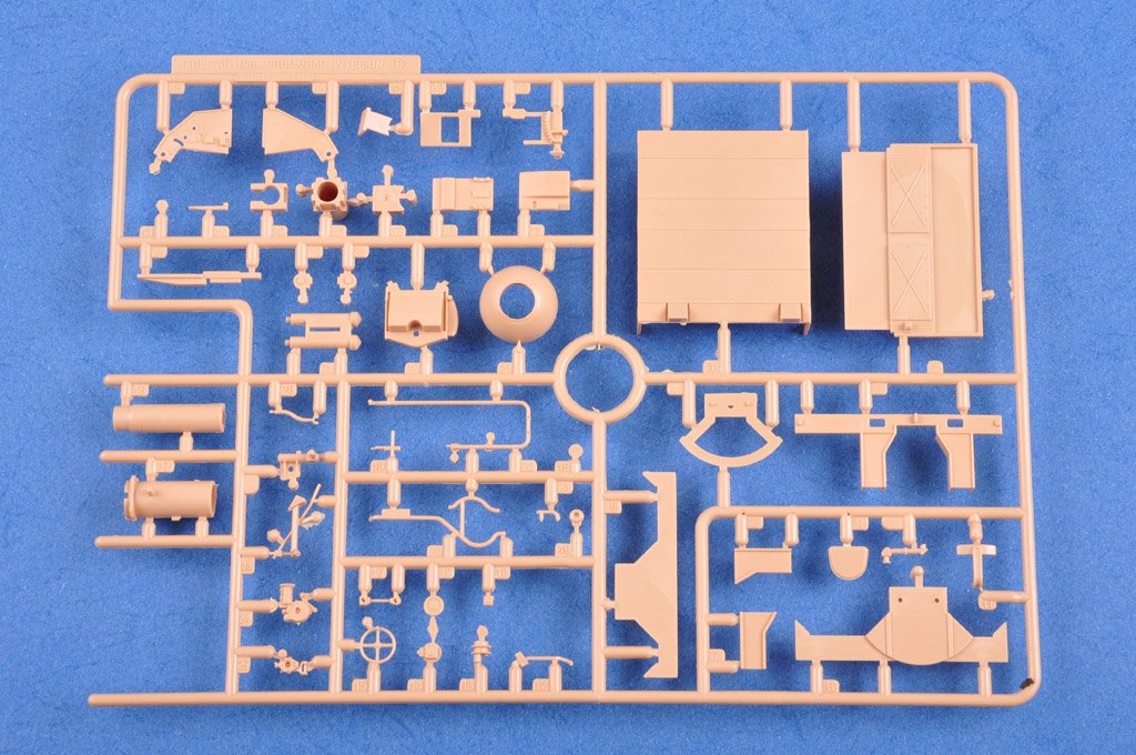 Hobby Boss 80135 German STURMPANZER IV EARLY VERSION MID PRODUCTION W/INTERIOR – zdjęcie 11
