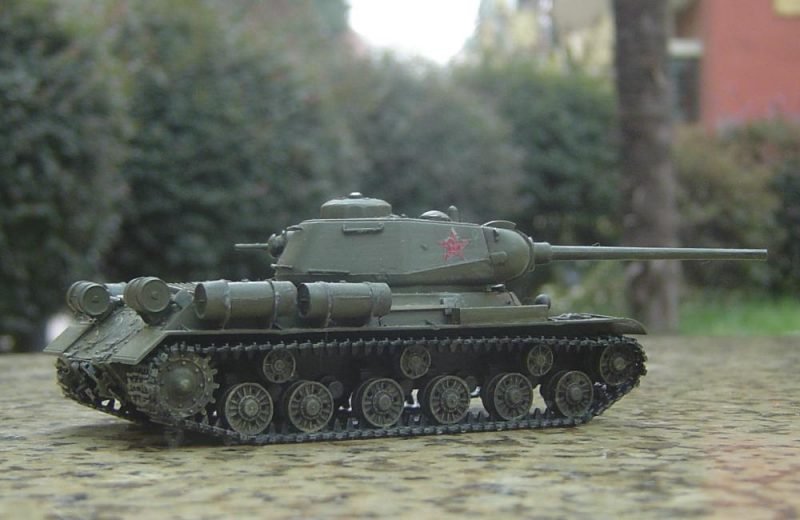PST 72001 JS-1 Heavy Tank 1/72 – image 11