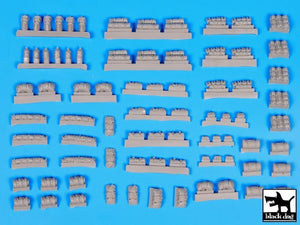 Black Dog T72055 Tentage plus bedrolls 1 accessories set 1/72 – image 5