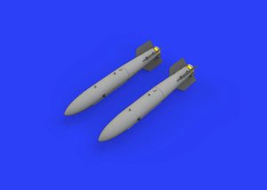 Eduard 648447 B43-0 Nuclear Weapon w/ SC43-4/ -7 tail assembly 1/48 – image 3