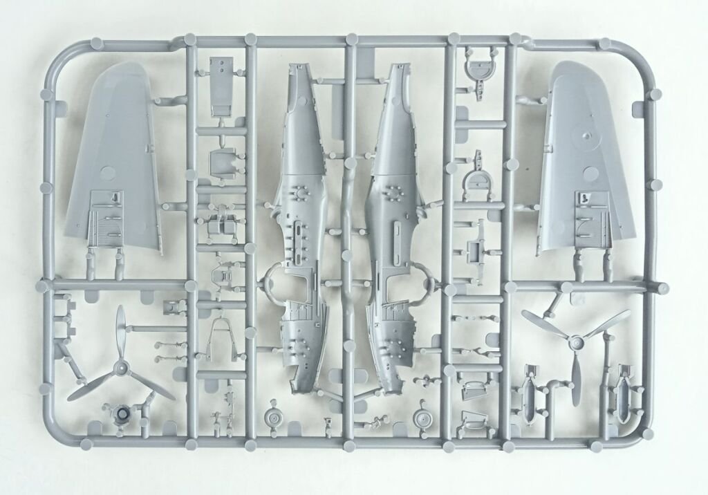 Arma Hobby 70056 Arma Hobby 70056 P-39N Airacobra 1/72 – Bild 9