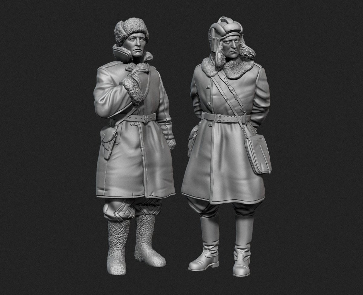 Panzer Art FI35-130 Soviet tank officers in sheepskin coat set 1/35 – image 3