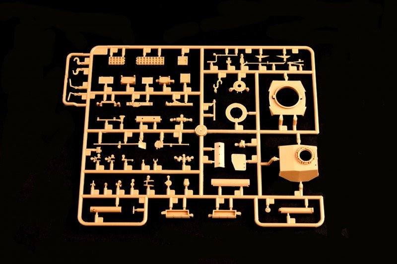 Hobby Boss 82431 PzKpfw I Ausf C (VK 601) 1/35 – image 8