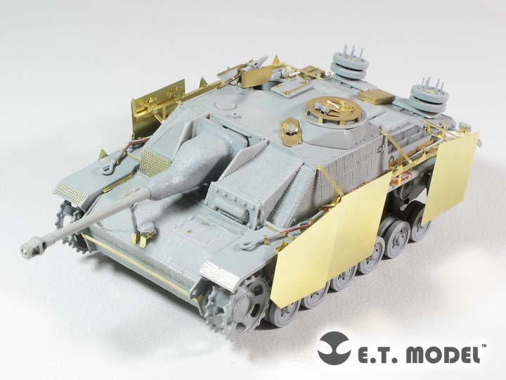 E.T. Model E35-228 WWII German StuG.III Ausf.G Schurzen（Late version）(For DRAGON Smart Kit) 1/35 – zdjęcie 2