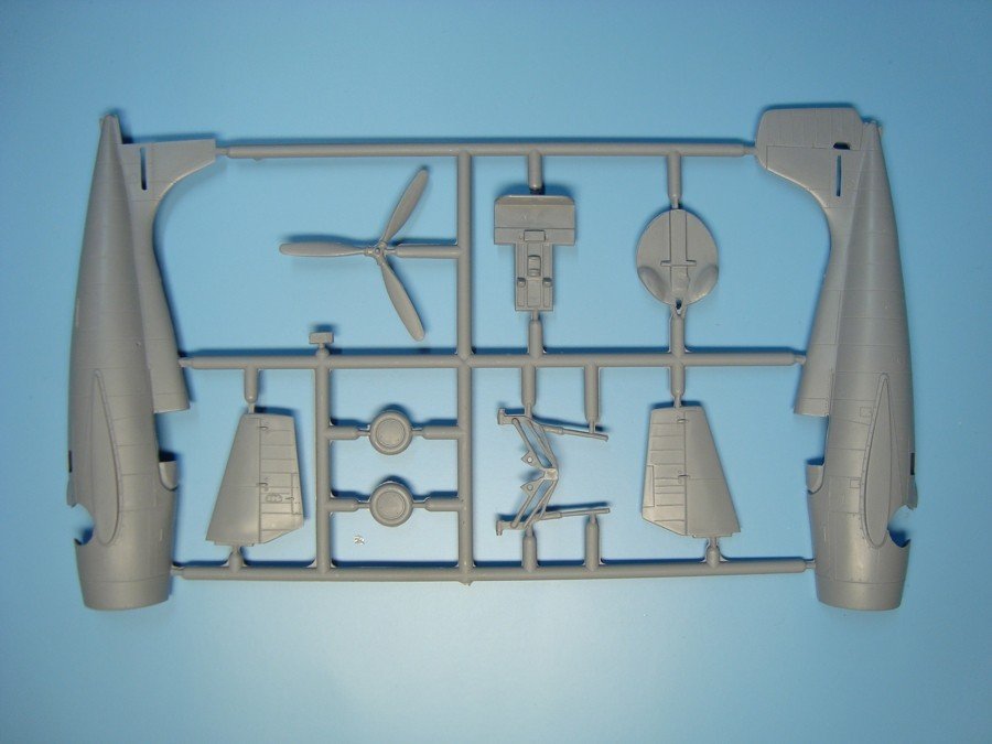 AZ Model AZ7322 Grumman G-36A 1/72 – zdjęcie 7