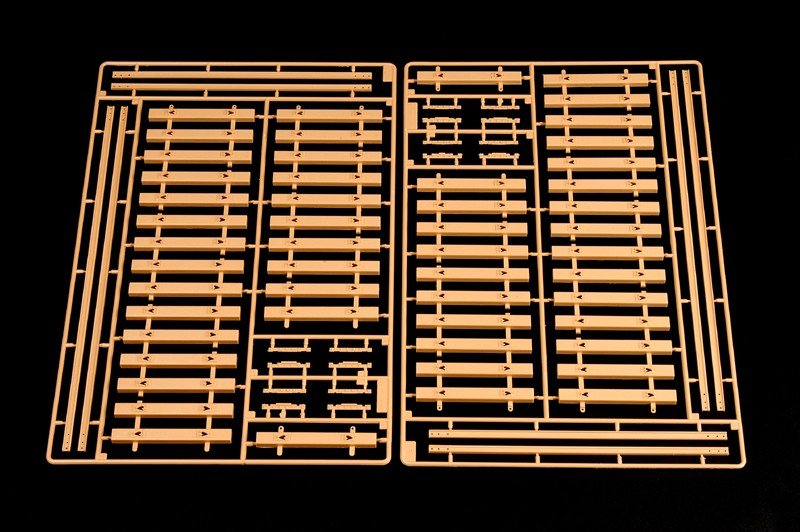 Trumpeter 00221 Schwere Plattformwagen Type SSyms 80 1/35 – image 7