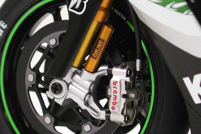 Tamiya 14109 Kawasaki Ninja ZX-RR 1/12 – zdjęcie 6