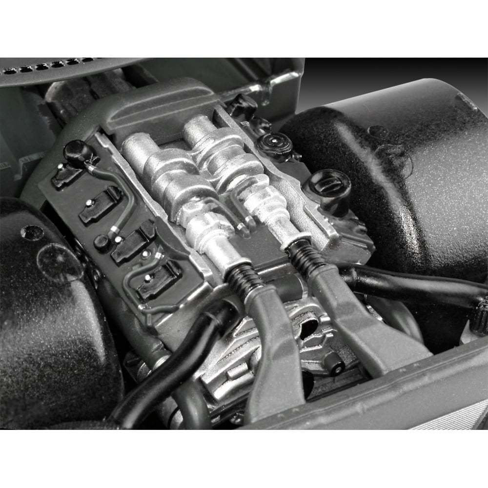 Revell 07034 Porsche Panamera Turbo 1/24 – zdjęcie 4