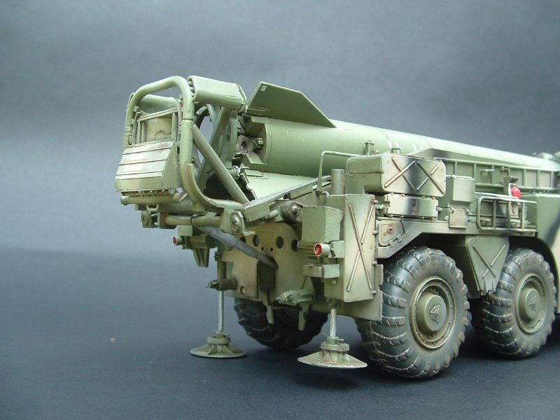 Dragon 3520 SS-1c SCUD B w/MAZ-543 1/35 – image 7