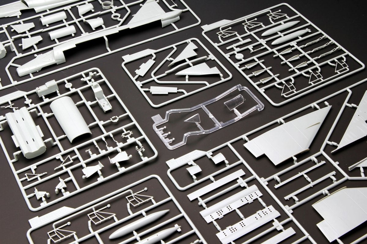 Meng Model DS-003 F-102A (CASE X) 1/72 – zdjęcie 5