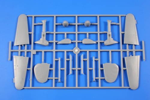 Specjal Hobby 48121 V-173 Flying Pancake 1/48 – zdjęcie 10