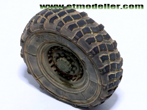 E.T. Model ER35-045 Modern US M1083 FMTV Standard Cargo Truck Weighted Road Wheels For TRUMPETER 1/35 – zdjęcie 3