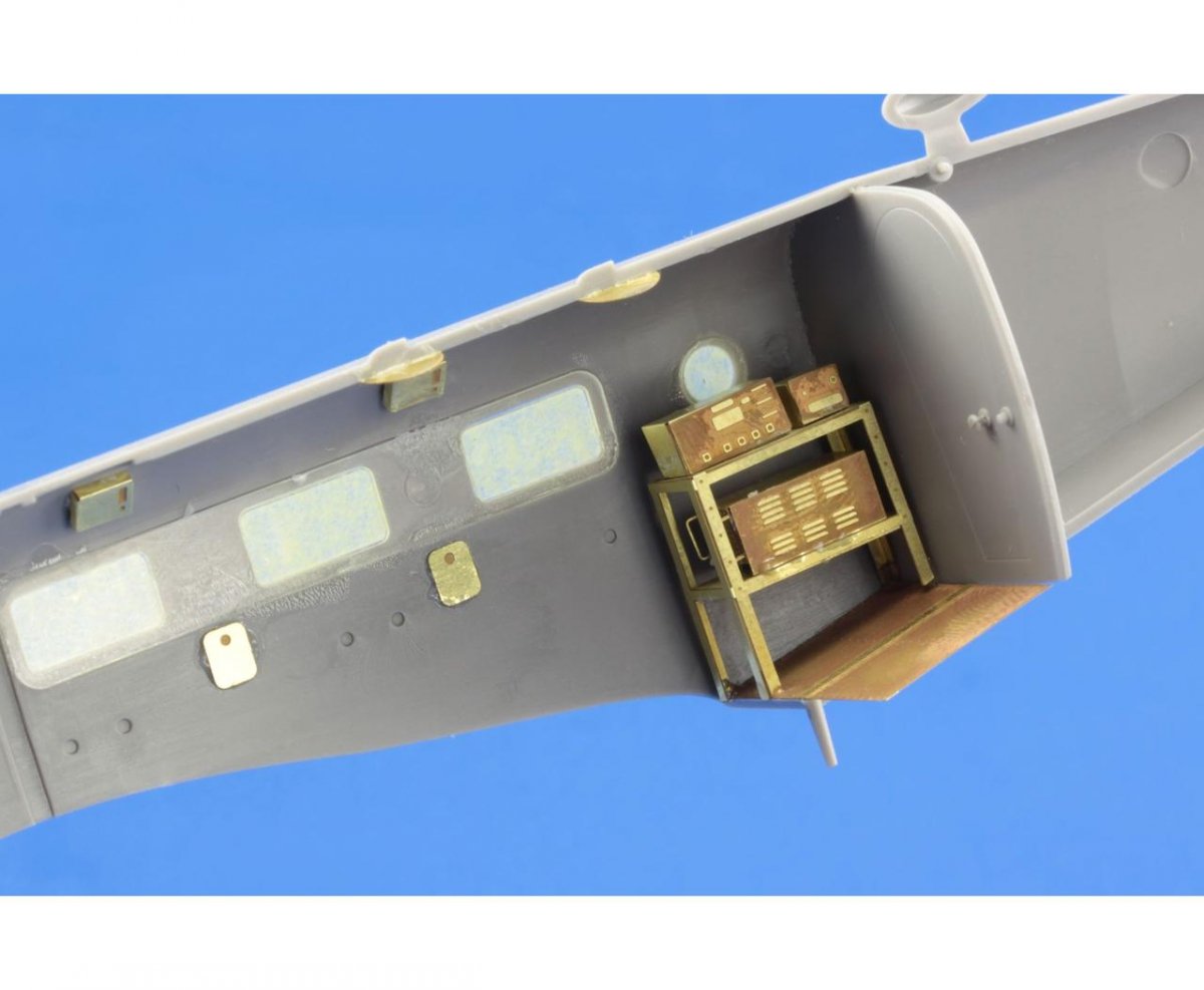 Eduard 49722 C-45F interior SA ICM 1/48 – image 2