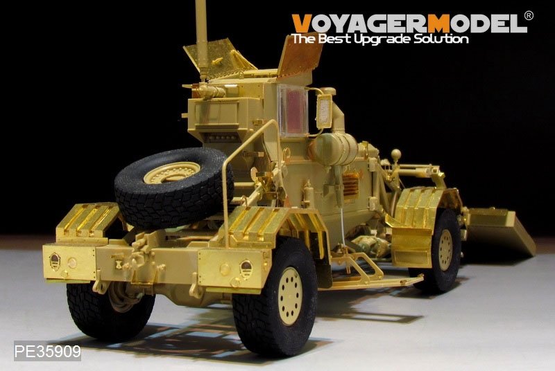 Voyager Model PE35909 Modern US Husky Mk.III Vehicle Mounted Mine Detector for PANDA 1/35 – image 9