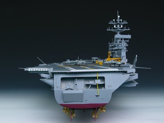 Trumpeter 05605 U.S. CVN-68 Nimitz aircraft carrier 1975 1/350 – zdjęcie 2