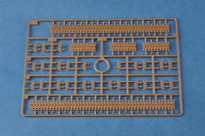 Hobby Boss 83842 Soviet T-35 Heavy Tank -Before – zdjęcie 12