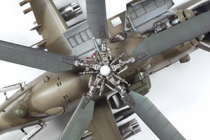 Zvezda 4823 Mi-24V/VP Soviet Attack Helicopter 1/48 – zdjęcie 5